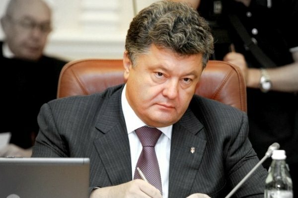 Порошенко призвал прекратить стрелять уже на этой неделе